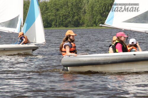 Фоторепортаж с парусной практики флотилии Флагман, прошедшей в июне 2017 года.